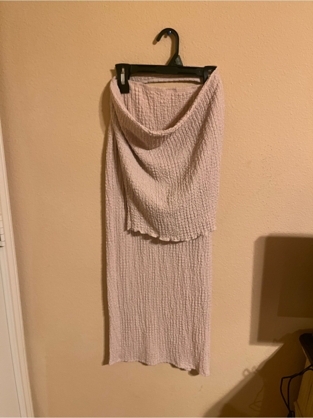 Textured Ribbed Knit Halter Top and Skirt Matching Set - Light Mauve